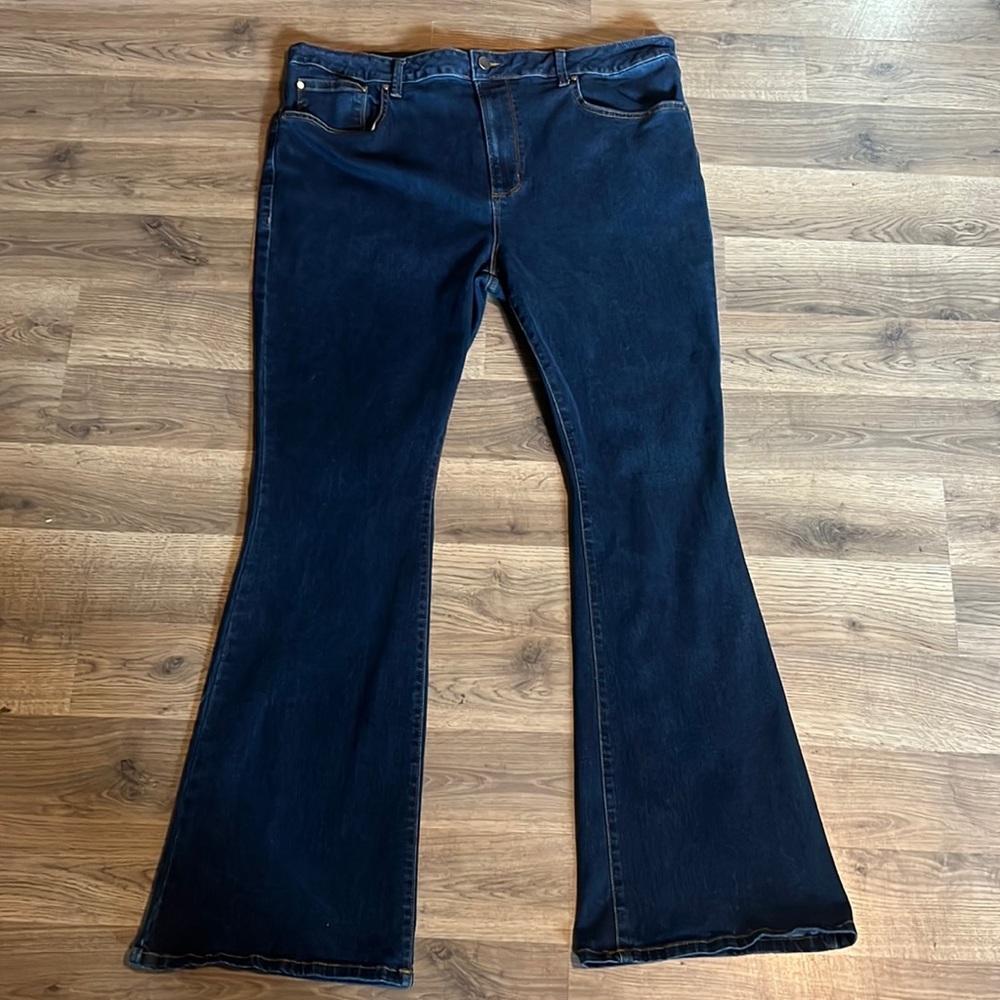 True Craft Jenas High Rise Flair Size 18WR - Picture 2 of 6
